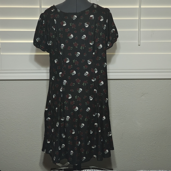 Hot Topic Black Dress with Skull and Rose Pattern - Picture 2 of 3